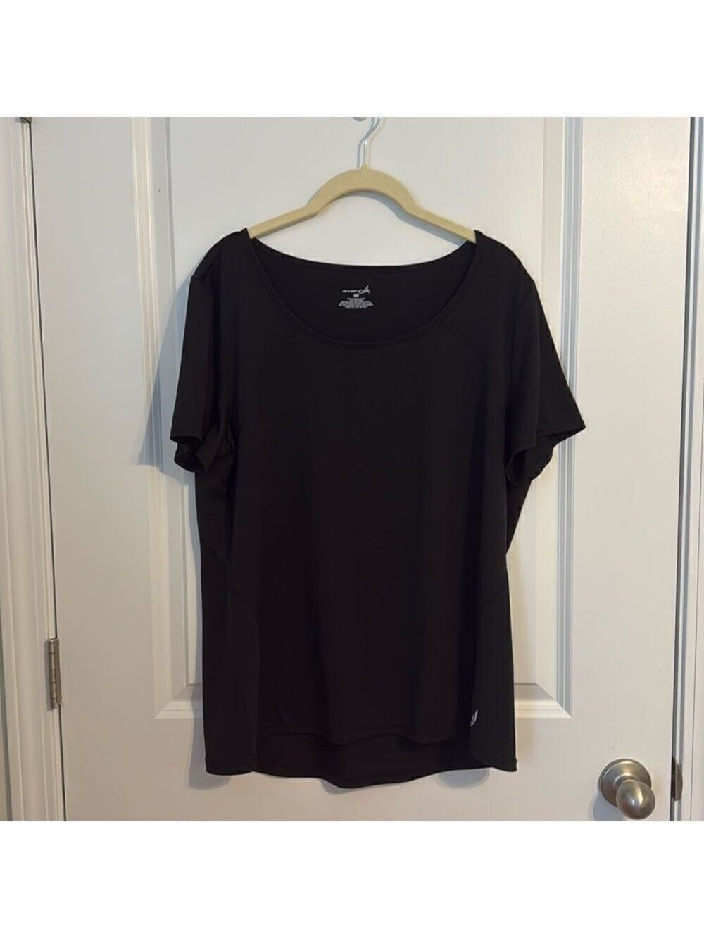 Athletic Works Black Scoop Neck Active Tee Workout Top Women’s Large